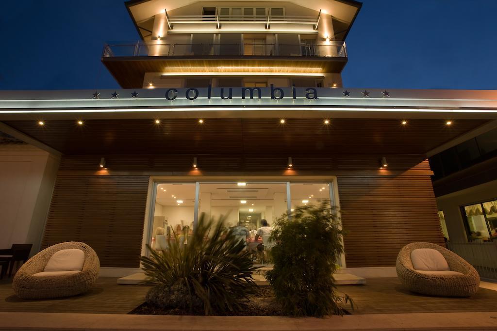 Hotel Columbia Белариа-Игеа Марина Екстериор снимка